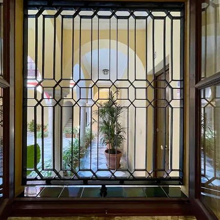 Caballerizas Lägenhet Sevilla